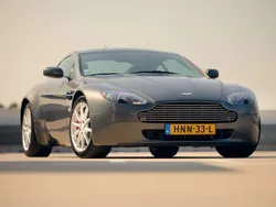 Grijs, metallic lak Gebruikt 2007 Aston Martin V8 Vantage Coupé | € 49.950 (Eerlijke prijs)