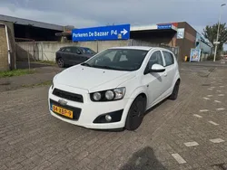 Wit Gebruikt 2012 Chevrolet Aveo LT Hatchback | € 1.550 (Iets duurder)