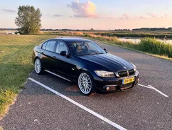 Zwart Gebruikt 2011 BMW 318 M Sport Sedan | € 7.750 (Eerlijke prijs)