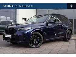 Blauw Gebruikt 2023 BMW X5 Executive SUV | € 96.450 (Eerlijke prijs)