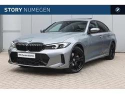 Grijs Gebruikt 2023 BMW 330e Comfort Edition Sedan | € 45.950 (Iets duurder)