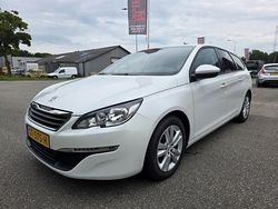 Wit Gebruikt 2015 Peugeot 308 Stationwagen | € 5.999 (Eerlijke prijs)