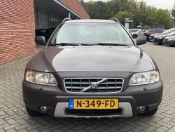 Bruin (metallic) Gebruikt 2006 Volvo XC70 Momentum Stationwagen | € 12.000