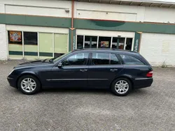 Zwart Gebruikt 2004 Mercedes E240 Avantgarde Stationwagen | € 6.950 (Eerlijke prijs)
