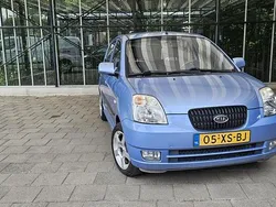 Blauw, metallic lak Gebruikt 2007 Kia Picanto Light Hatchback | € 2.450 (Eerlijke prijs)