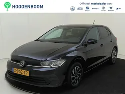 Zwart Gebruikt 2023 VW Polo Life Hatchback | € 18.450 (Goede deal)