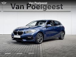 Phytonicblau Gebruikt 2022 BMW 120 Executive Hatchback | € 28.900 (Super prijs)
