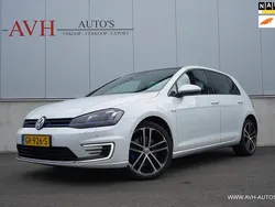 Hatchback Gebruikt 2015 VW Golf VII GTE Hatchback | € 9.950 (Goede deal)