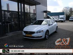 Wit Gebruikt 2014 Volvo S60 Kinetic Sedan | € 13.950 (Eerlijke prijs)