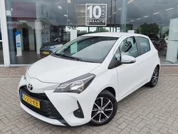 Wit Gebruikt 2019 Toyota Yaris Connect Style Hatchback | € 11.500 (Eerlijke prijs)