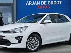 Wit Gebruikt 2022 Kia Rio 2 Hatchback | € 17.850 (Eerlijke prijs)