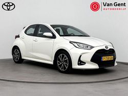Wit Gebruikt 2022 Toyota Yaris Hybrid Hatchback | € 22.499 (Eerlijke prijs)