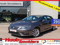 Grijs Gebruikt 2017 Seat Leon Style Hatchback | € 18.945 (Duur)