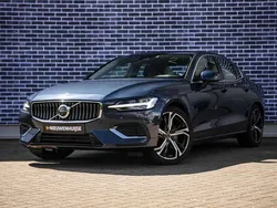 Blauw Gebruikt 2024 Volvo S60 Ultimate Sedan | € 43.399 (Eerlijke prijs)