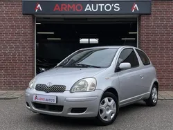 Grijs Gebruikt 2004 Toyota Yaris Sol Hatchback | € 2.450 (Eerlijke prijs)