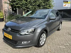 Grijs Gebruikt 2010 VW Polo Highline Hatchback | € 5.499 (Eerlijke prijs)