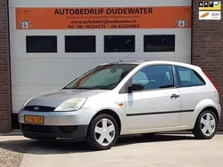 Grijs Gebruikt 2004 Ford Fiesta Hatchback | € 995 (Eerlijke prijs)