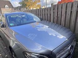 Grijs Gebruikt 2016 Mercedes E200 Ambition Sedan | € 25.000 (Eerlijke prijs)