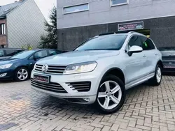 Grijs Gebruikt 2017 VW Touareg R SUV | € 38.300 (Eerlijke prijs)