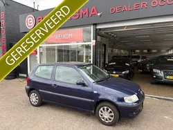 Blauw Gebruikt 2001 VW Polo Comfortline Hatchback | € 850 (Goede deal)