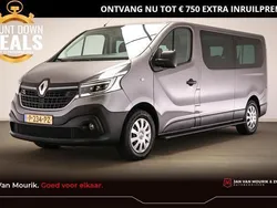Grijs, metallic lak Gebruikt 2021 Renault Trafic Zen Van | € 36.500