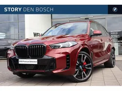 Ruby red ii (rood metallic) Gebruikt 2024 BMW X5 Comfort Edition SUV | € 102.950 (Iets duurder)