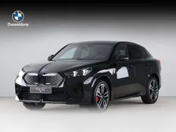 Zwart Nieuw 2025 BMW iX2 Comfort Edition SUV | € 58.747 (Super prijs)