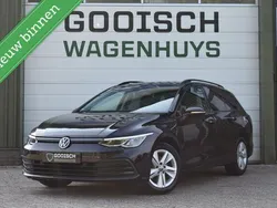 Zwart Gebruikt 2021 VW Golf VIII Life Stationwagen | € 15.890 (Eerlijke prijs)