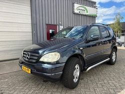 Zwart Gebruikt 1998 Mercedes 320 | € 6.250 (Duur)