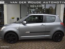 Grijs Gebruikt 2006 Suzuki Swift Hatchback | € 2.499 (Eerlijke prijs)
