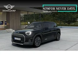 Zwart, metallic lak Nieuw 2025 Mini Aceman Favoured SUV | € 37.483 (Super prijs)