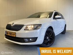 Wit Gebruikt 2016 Skoda Octavia Ambition Stationwagen | € 5.750 (Goede deal)