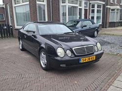 Zwart Gebruikt 2002 Mercedes CLK200 Elegance Coupé | € 6.995 (Eerlijke prijs)