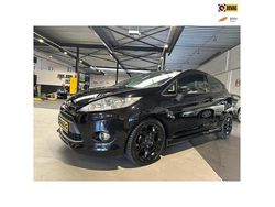 Zwart Gebruikt 2012 Ford Fiesta Metall Hatchback | € 5.999 (Eerlijke prijs)