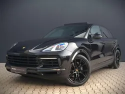 Zwart Gebruikt 2018 Porsche Cayenne Sport SUV | € 59.740 (Eerlijke prijs)
