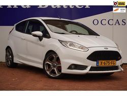 Wit Gebruikt 2014 Ford Fiesta ST Hatchback | € 10.999 (Eerlijke prijs)