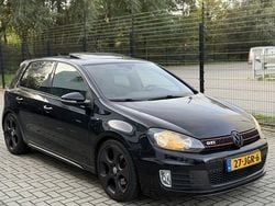 Zwart (metallic) Gebruikt 2009 VW Golf VI GTI Hatchback | € 7.499 (Super prijs)