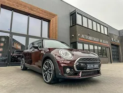 Rood Gebruikt 2019 Mini Cooper Clubman Stationwagen | € 28.450 (Eerlijke prijs)