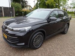 Zwart Gebruikt 2025 VW Tiguan Edition SUV | € 39.985 (Goede deal)