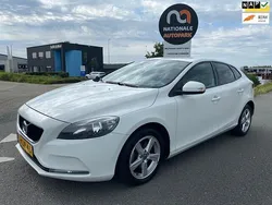Wit Gebruikt 2013 Volvo V40 Kinetic Stationwagen | € 4.999 (Eerlijke prijs)