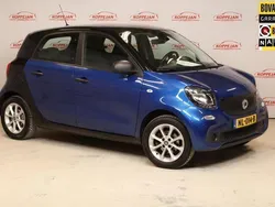 Blauw Gebruikt 2017 Smart ForFour Pure Hatchback | € 7.000 (Eerlijke prijs)
