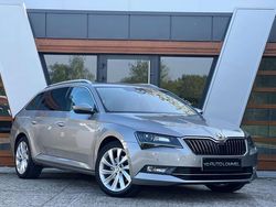 Grijs Gebruikt 2018 Skoda Superb Stationwagen | € 21.500 (Super prijs)