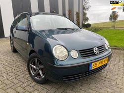 Groen Gebruikt 2004 VW Polo Comfortline Hatchback | € 1.850 (Eerlijke prijs)