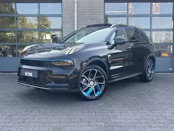 Zwart Gebruikt 2023 Lynk & Co 01 SUV | € 28.850 (Eerlijke prijs)