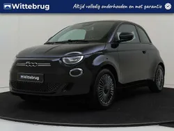 Zwart Gebruikt 2022 Fiat 500e Icon Hatchback | € 18.225 (Eerlijke prijs)