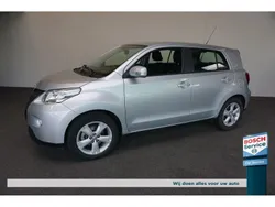 Grijs Gebruikt 2011 Toyota Urban Cruiser SUV | € 7.750 (Eerlijke prijs)