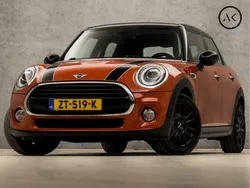 Oranje Gebruikt 2018 Mini Cooper Chili Hatchback | € 16.445 (Eerlijke prijs)
