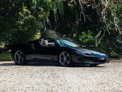 Zwart Gebruikt 2024 Ferrari 296 Cabriolet | € 405.000