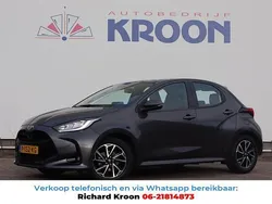 Grijs Gebruikt 2021 Toyota Yaris Style Hatchback | € 17.850 (Goede deal)