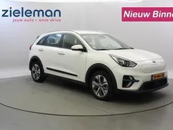 Wit Gebruikt 2020 Kia e-Niro 3 SUV | € 19.645 (Super prijs)